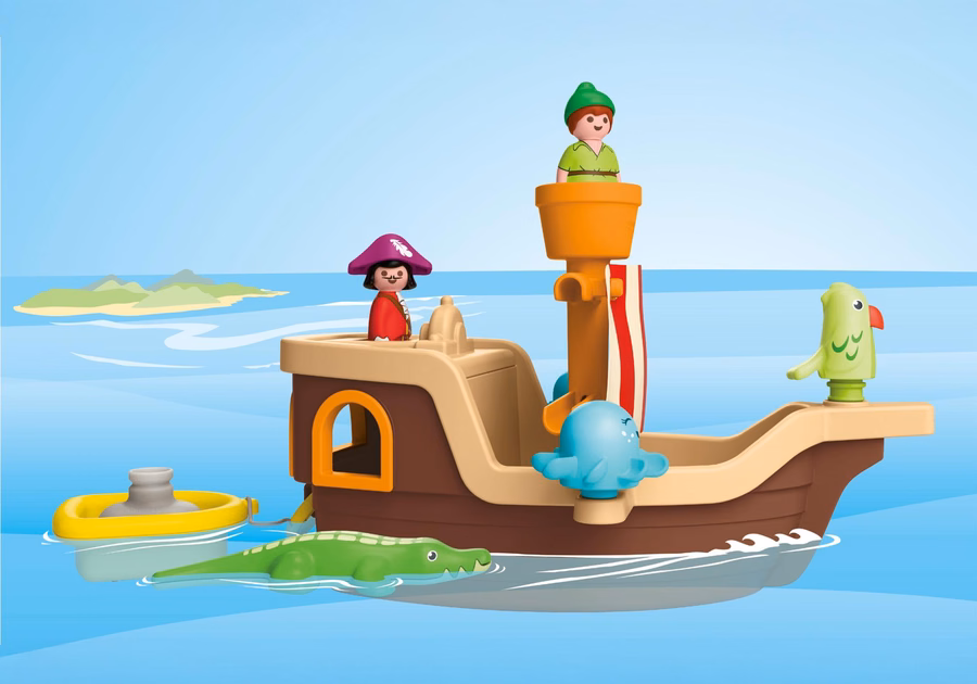 JUNIOR & Disney: Peter Pan's Splashing Pirate Ship