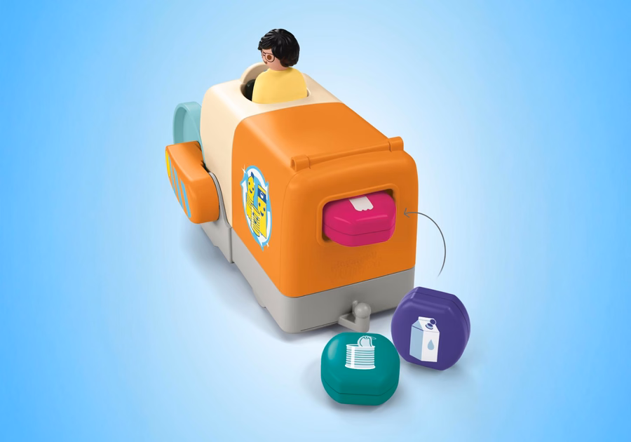 JUNIOR: Push and Grab Garbage Collector