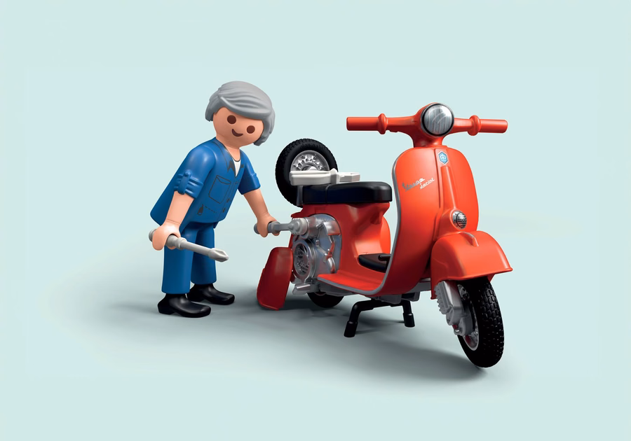 60s Vespa Garage